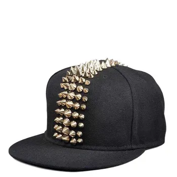 Idopy erkek Çivili beyzbol şapkası Serin Steampunk Kirpi Caz Snapback Spike Sokak Tarzı Punk Perçin Şapka