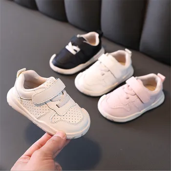 2022 Yeni Bebek Ayakkabıları Deri Yumuşak Alt Kauçuk Kaymaz Moccasins Toddler Erkek Kız Ayakkabı Sneakers 15-25