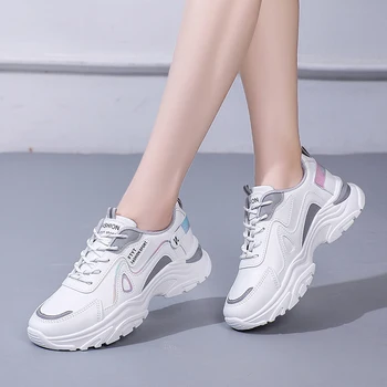 2022 Yeni Kadın Moda Ayakkabı Tasarımcıları Tıknaz ayakkabı kadın spor ayakkabı Tenis Beyaz Kadın Marka Platformu Sneakers